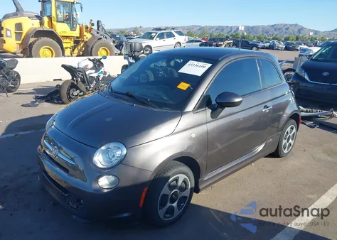 2018 Fiat 500E Battery Electric from USA, damaged, VIN 3C3CFFGE6JT471689